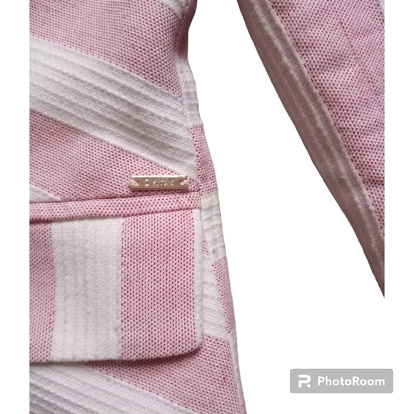 DKNY Pink and White Striped Blazer Size 4P - Picture 3 of 15